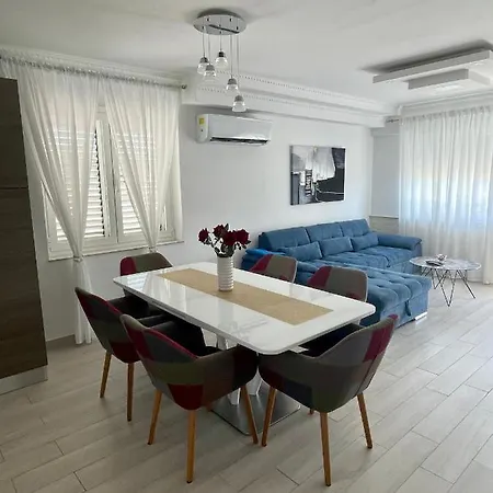 Holiday home Kuca Za Odmor Riton *